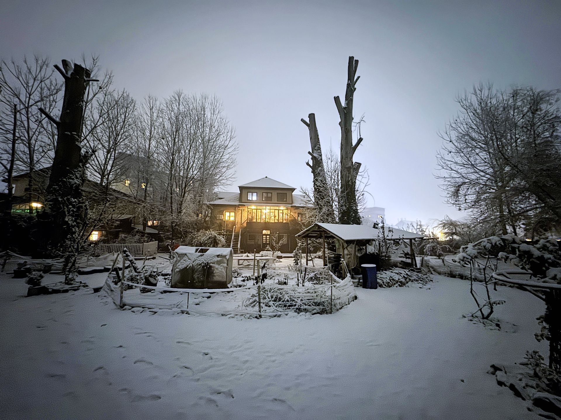 Jhelum Kinaré Exterior